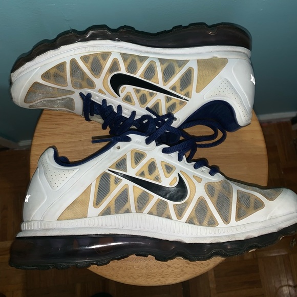 Nike Other - Nike Air Max 2011 (Men)